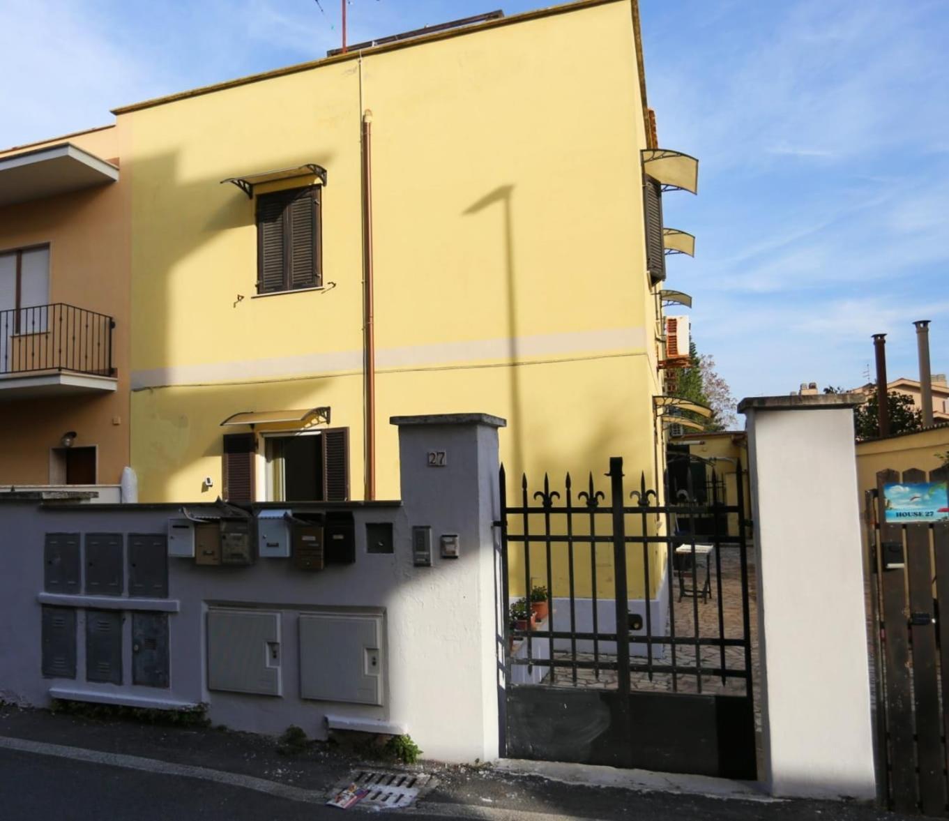 Апартаменты House 27 Фьюмичино Экстерьер фото